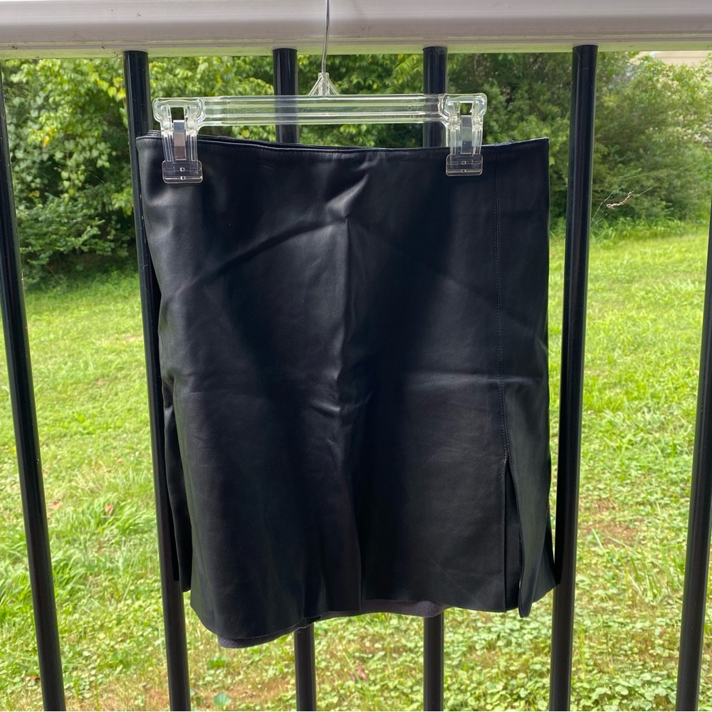 EUC Black XS a pleather skirt
